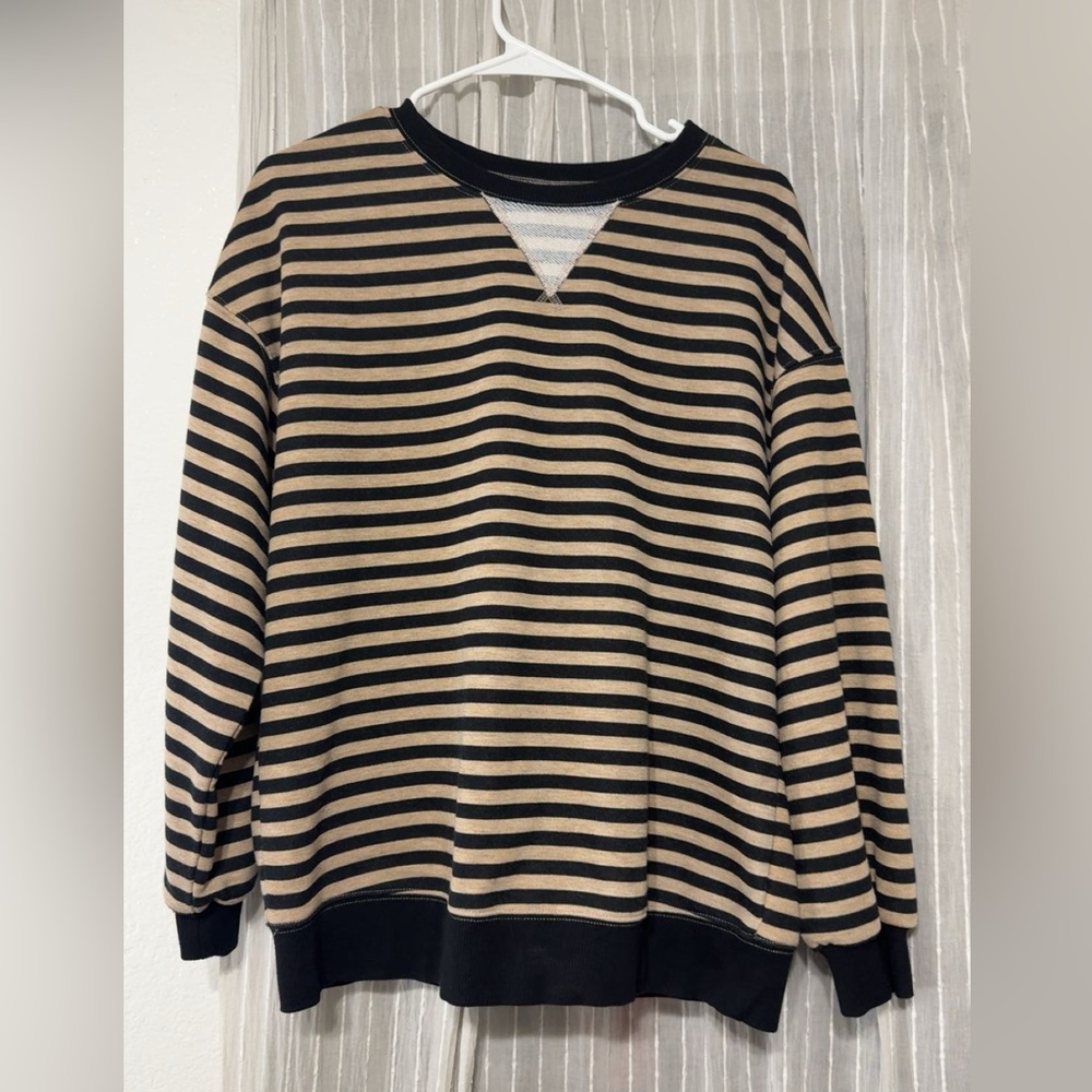Chic Striped Black and Tan Women's Sweater